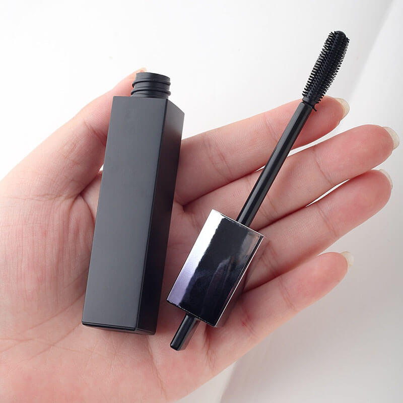 Bendable Black Tube Mascara